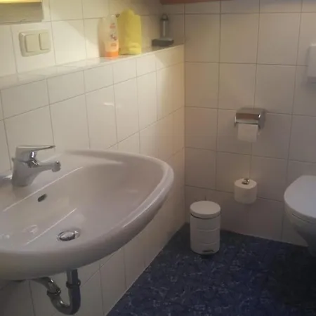 Gaestehaus Am Rathaus, Mehrbettzimmer 2 Hohenpeißenberg Zewnętrze zdjęcie