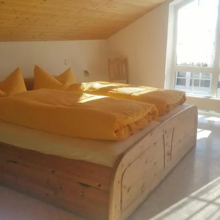 Gaestehaus Am Rathaus, Mehrbettzimmer 2 Hohenpeißenberg Zewnętrze zdjęcie